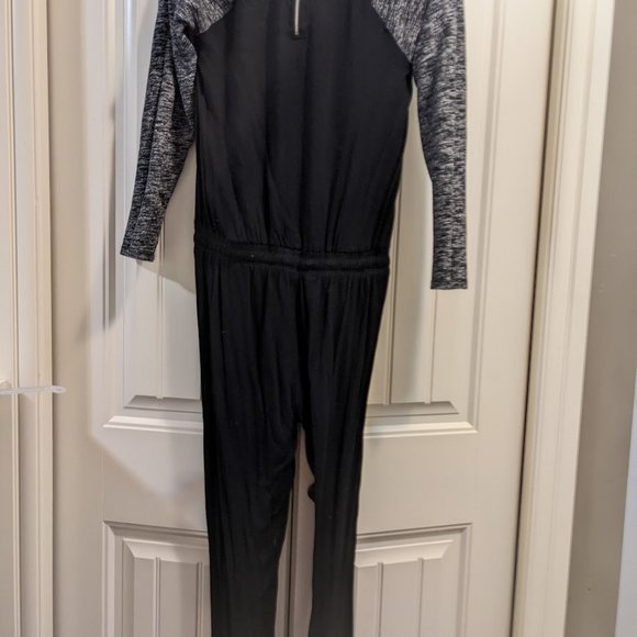 Women's Size XS Jumper Romper Jumpsuit Sports One Piece Black White - Picture 2 of 3